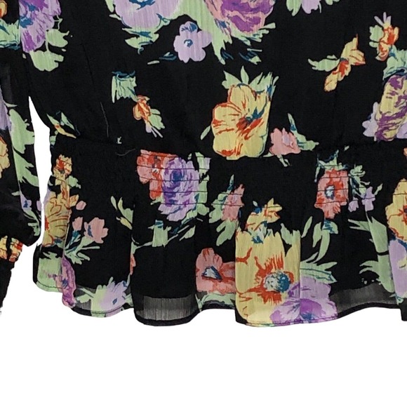 NWT WAYF Womens Chiffon Black Floral Blouse Top‎ Size Small Long Sleeve Smocked - Picture 2 of 8